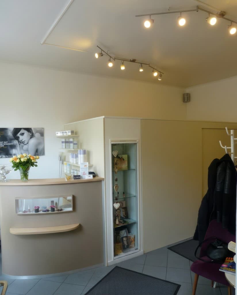Empfangsbereich im Kosmetikstudio 61